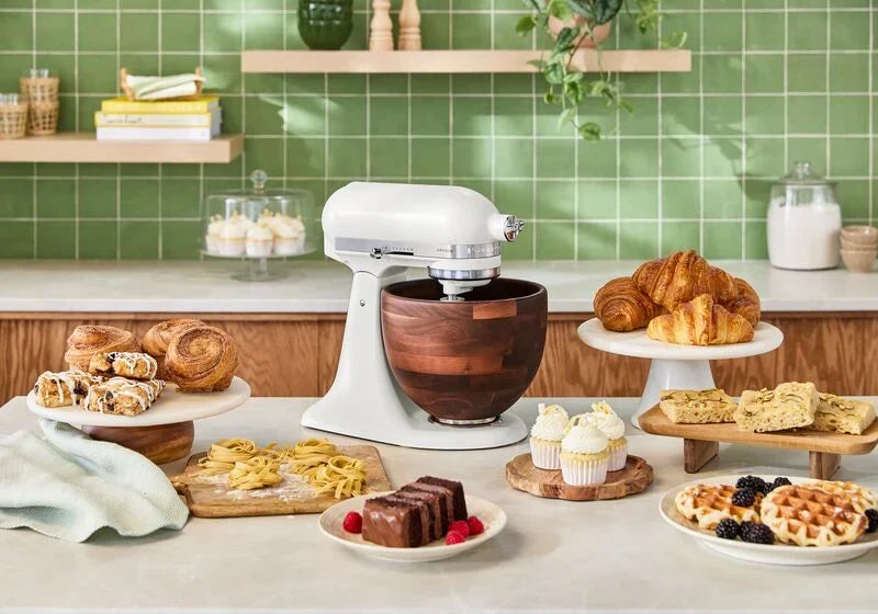 KitchenAid 4,7 L 5KSM156WBEPL Robot da Cucina Artisan con Ciotola in Noce