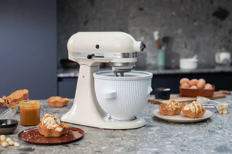 KitchenAid 4,8 L 5KSM175 Artisan Robot da cucina con fruste a filo e a gancio
