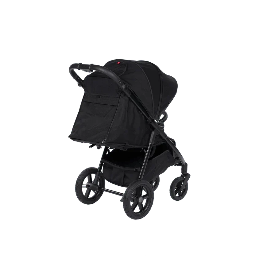 Passeggino B-Ware Mast M4x Plus Onyx con capottina parasole e cestino per la spesa896