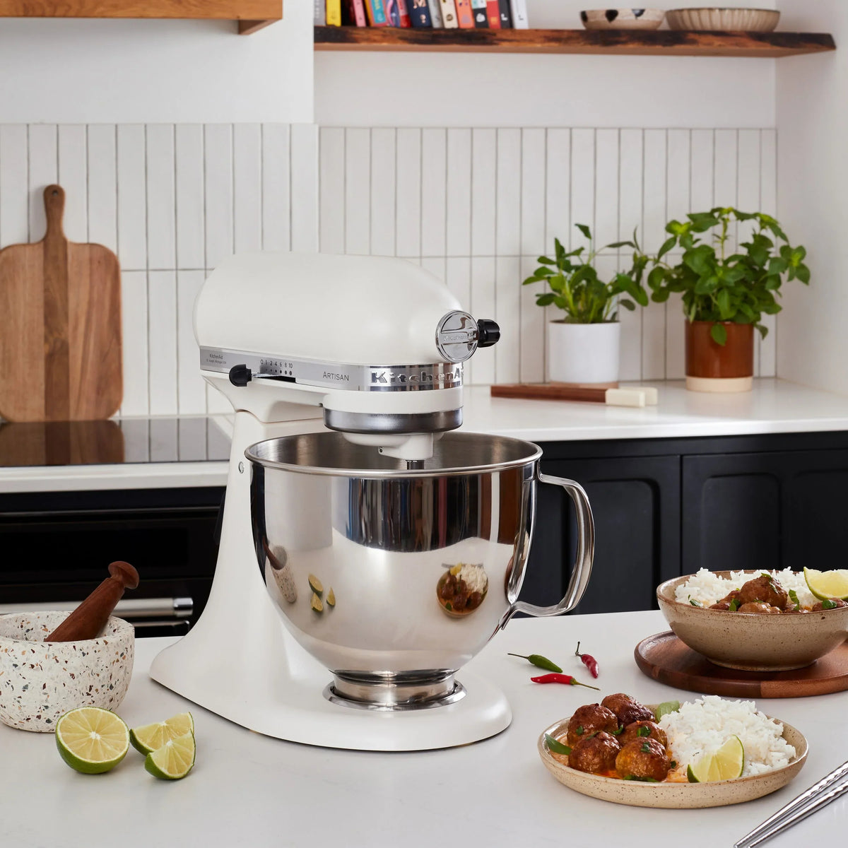KitchenAid 4,8 L 5KSM175 Artisan Robot da cucina con fruste a filo e a gancio